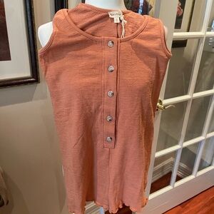 NWT Adorable easy romper from Hem & Thread in S